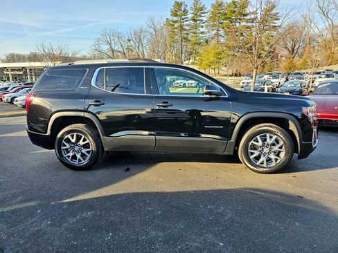 Used 2023 GMC Acadia SLT w/ Technology Package image 8