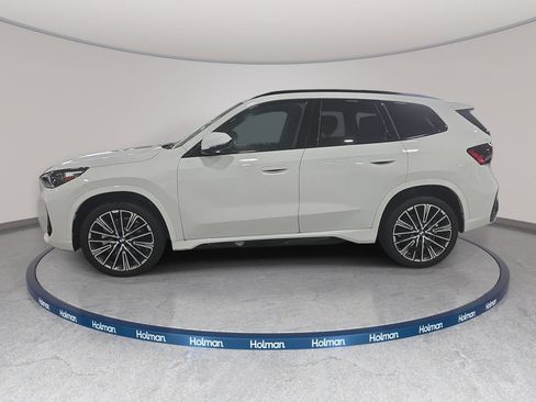 Used 2026 BMW X1 xDrive28i w/ M Sport Package AWD/4WD image 9