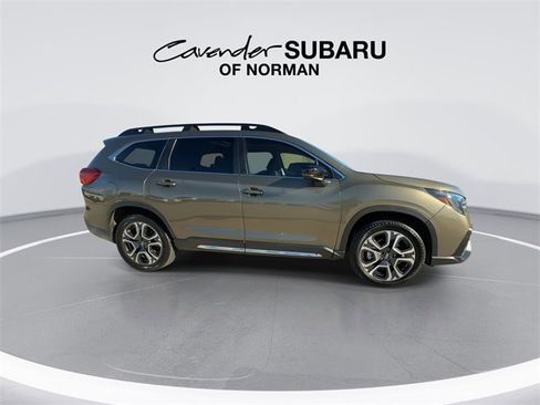Used 2024 Subaru Ascent Limited w/ Technology Package image 9