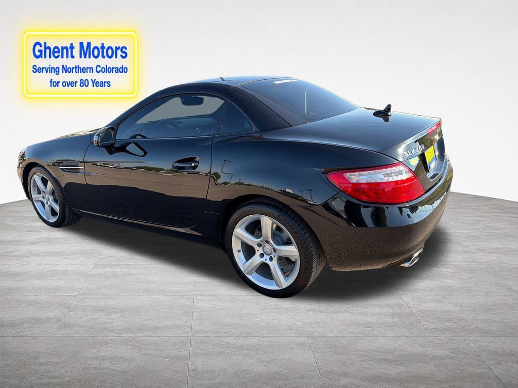 Used 2012 Mercedes-Benz SLK 250 image 3