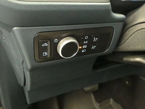 Certified 2025 Ford Maverick XL FWD image 14