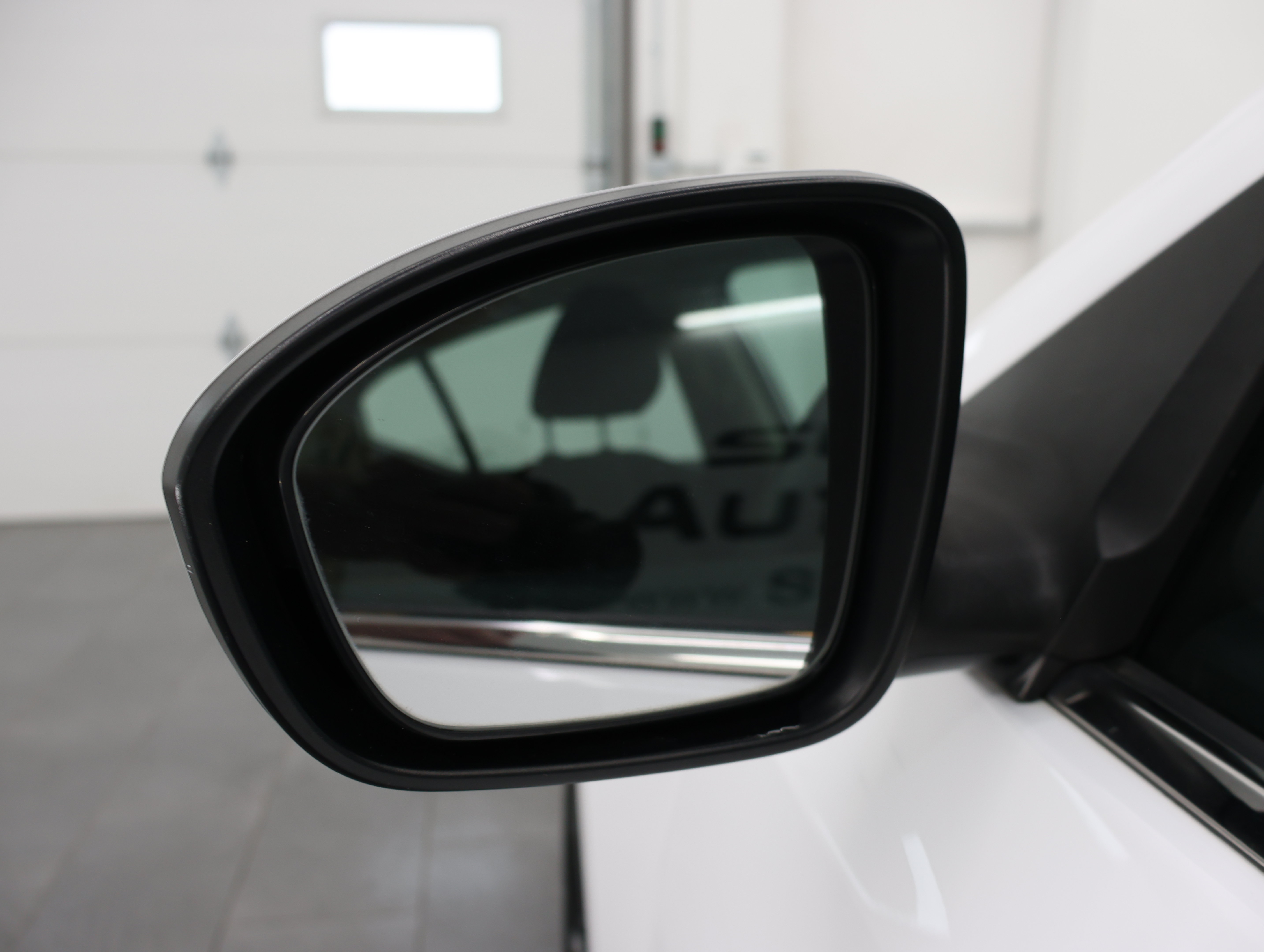 Used 2024 Nissan Sentra SV FWD image 35