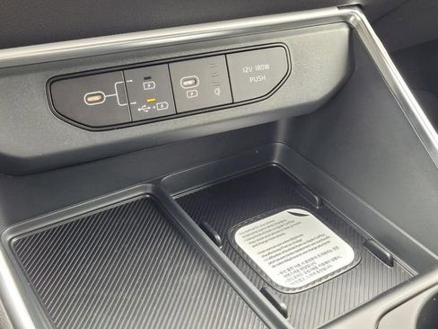 New 2026 Kia Carnival SX FWD image 22