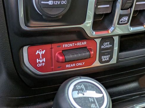 Used 2023 Jeep Gladiator Rubicon w/ LED Lighting Group image 22