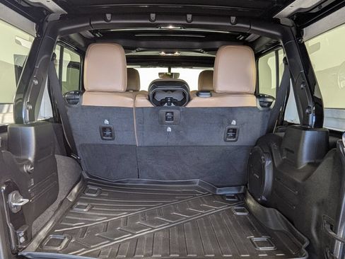 Used 2021 Jeep Wrangler Unlimited Sahara AWD/4WD image 24