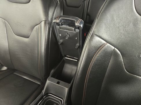 Certified 2022 Jeep Compass Limited image 25