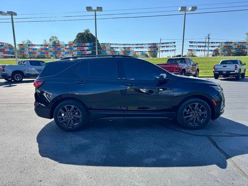 Used 2022 Chevrolet Equinox RS image 4