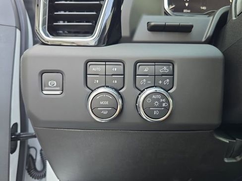 New 2025 GMC Sierra 2500 Denali w/ Denali Reserve Package image 25