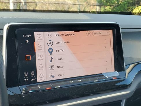 New 2026 Volkswagen Atlas Peak Edition image 24