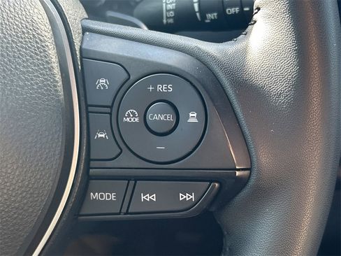 Used 2023 Toyota Corolla SE image 34