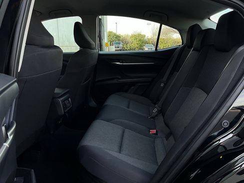 Used 2025 Toyota Camry LE image 11