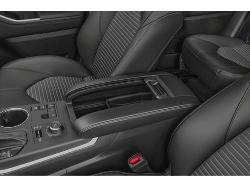 Used 2023 Toyota Highlander XSE image 12