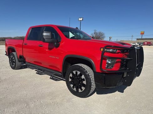 Used 2020 Chevrolet Silverado 2500 Custom w/ Custom Value Package image 6