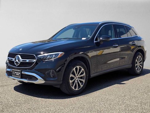 Used 2026 Mercedes-Benz GLC 300 4MATIC image 8