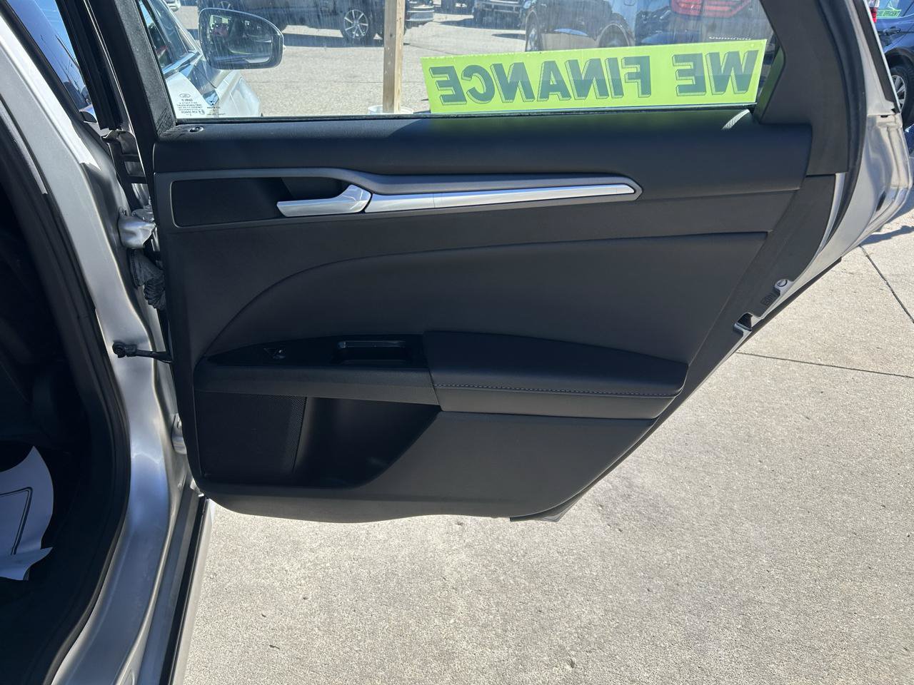 Used 2013 Ford Fusion Titanium FWD image 15