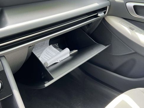 Certified 2025 Hyundai Sonata SE FWD image 34