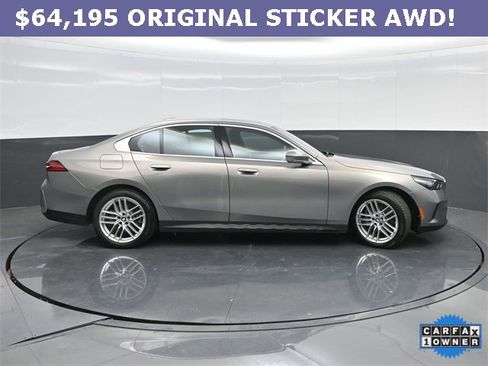 Used 2024 BMW 530i xDrive image 6