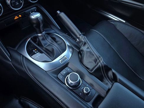 Certified 2025 MAZDA MX-5 Miata Grand Touring RWD image 16