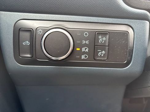 Used 2025 Ford Maverick XLT w/ Equipment Group 302A AWD/4WD image 17