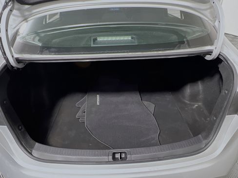 Used 2021 Toyota Corolla SE image 34