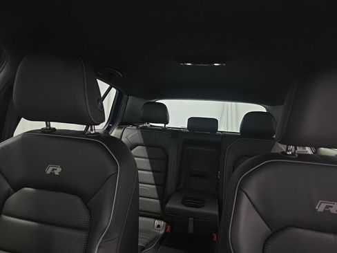 Used 2019 Volkswagen Golf R 4-Door AWD/4WD image 18