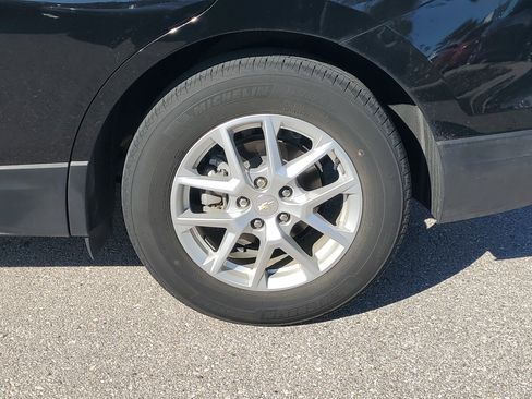 Used 2023 Chevrolet Equinox LT image 9