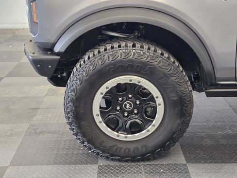 Certified 2024 Ford Bronco Badlands image 10