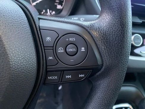 Certified 2023 Toyota Corolla LE image 16