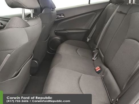 Used 2020 Toyota Prius LE image 22