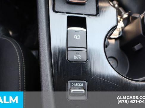 Used 2024 Nissan Rogue SV FWD image 31