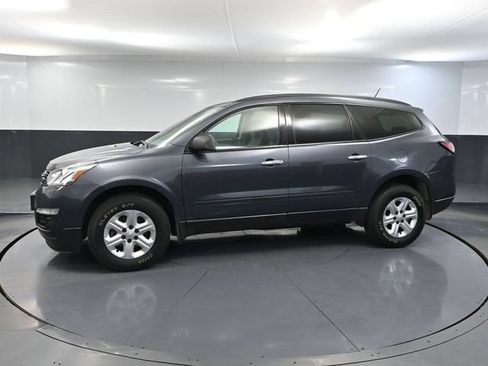 Used 2014 Chevrolet Traverse LS FWD image 10