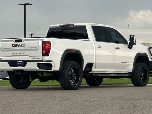 Used 2020 GMC Sierra 2500 Denali w/ Denali Ultimate Package AWD/4WD image 2