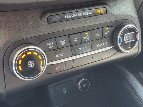 Used 2020 Ford Escape SE AWD/4WD image 17