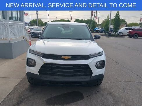 Used 2023 Chevrolet TrailBlazer LS AWD/4WD image 11