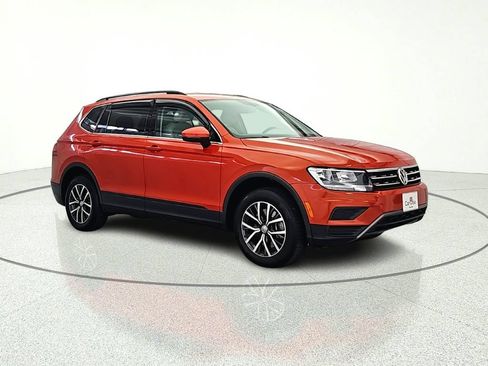 Used 2019 Volkswagen Tiguan SE FWD image 9