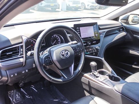 Used 2023 Toyota Camry SE w/ Convenience Package FWD image 22