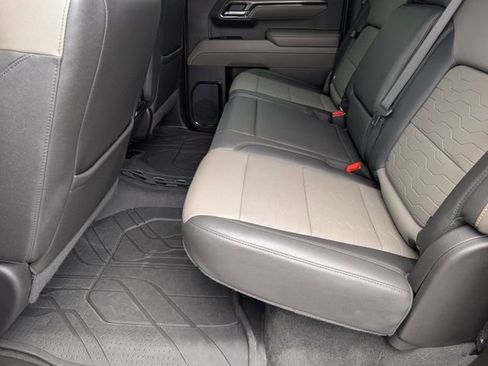 Used 2024 Chevrolet Silverado 1500 ZR2 AWD/4WD image 29