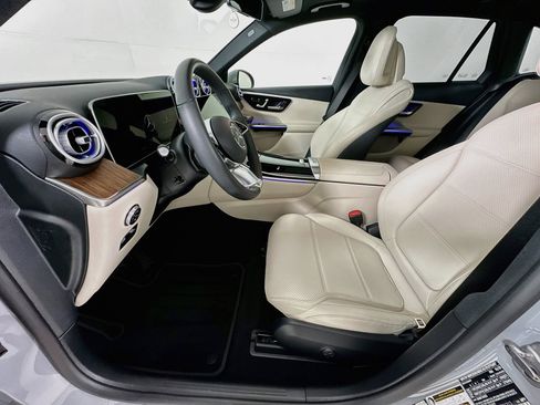Certified 2026 Mercedes-Benz GLC 300 image 23
