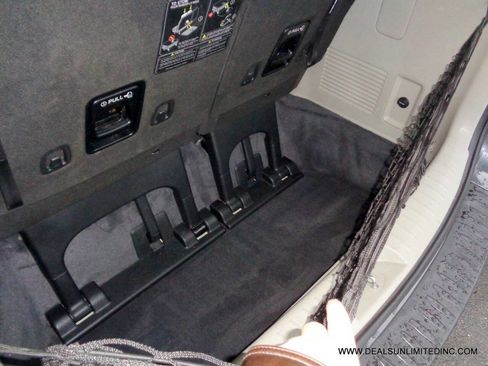 Used 2016 Kia Sedona LX w/ LX Essentials Premium Package image 18