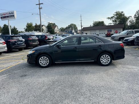 Used 2012 Toyota Camry LE image 16