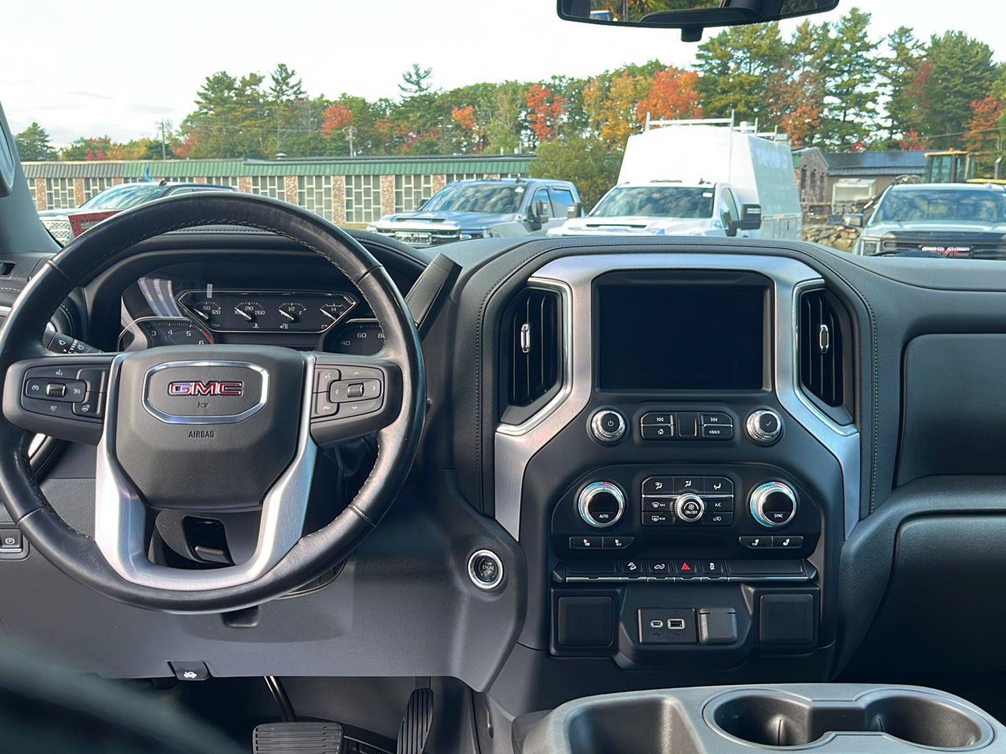 Used 2022 GMC Sierra 1500 SLE AWD/4WD image 13