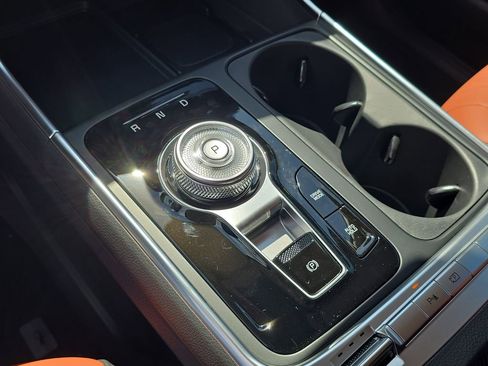 New 2026 Kia Carnival SX FWD image 29
