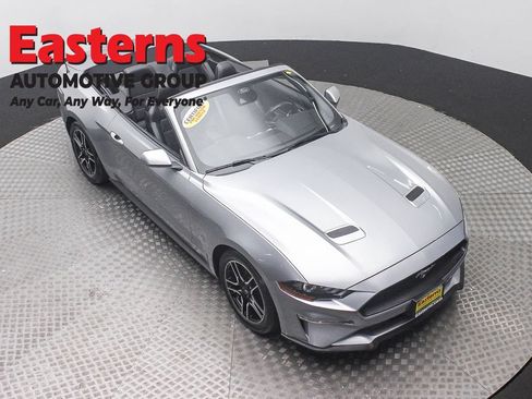 Used 2023 Ford Mustang Premium RWD image 3