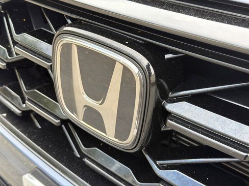 Used 2024 Honda CR-V Sport image 14