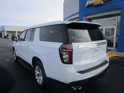 Certified 2023 Chevrolet Suburban Premier image 3