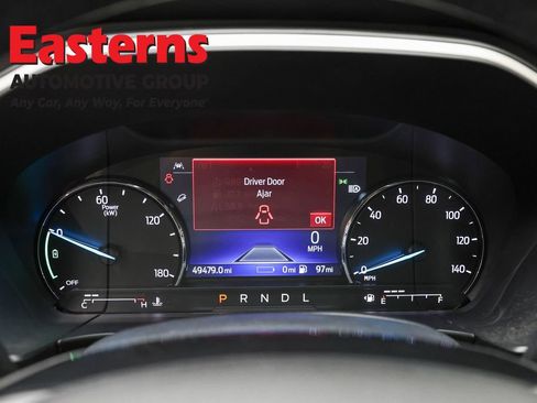 Used 2022 Ford Escape SE w/ Convenience Package FWD image 18