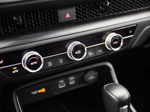 Used 2025 Honda CR-V Sport-L image 15