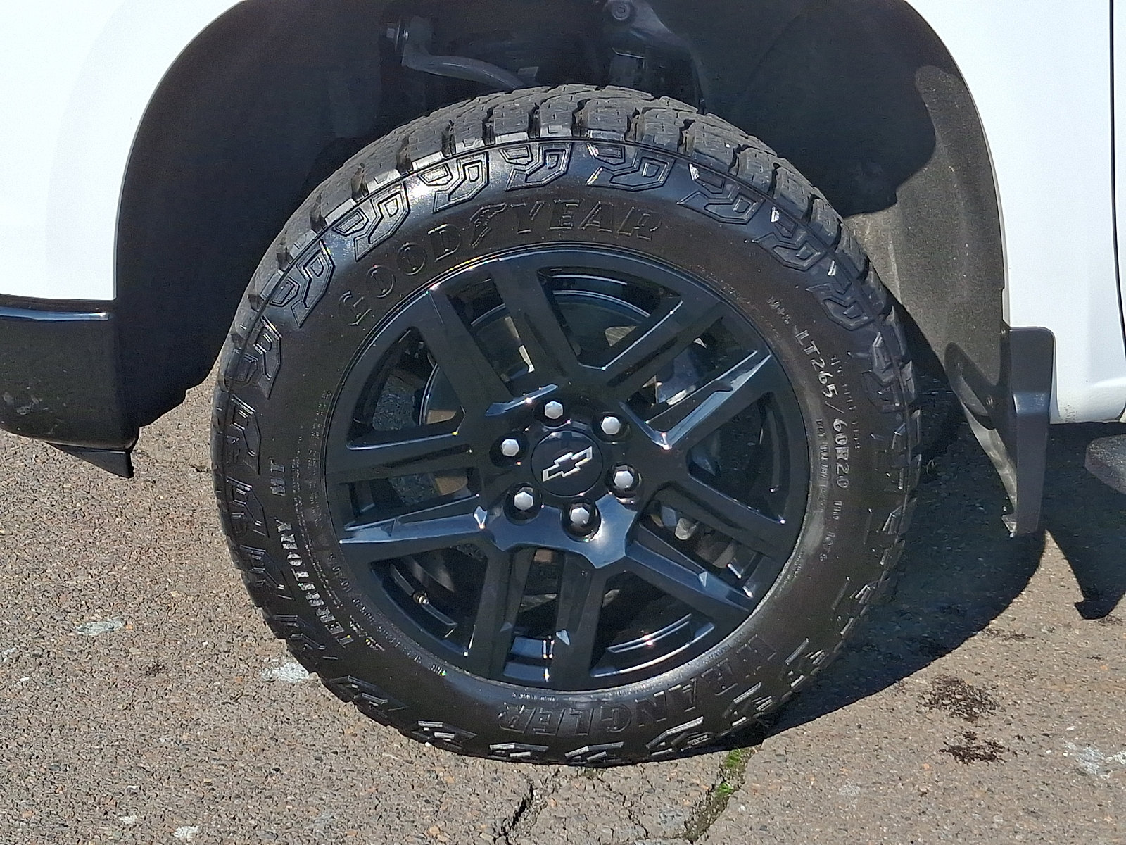 Used 2025 Chevrolet Silverado 1500 LT Trail Boss w/ Convenience Package II AWD/4WD image 8