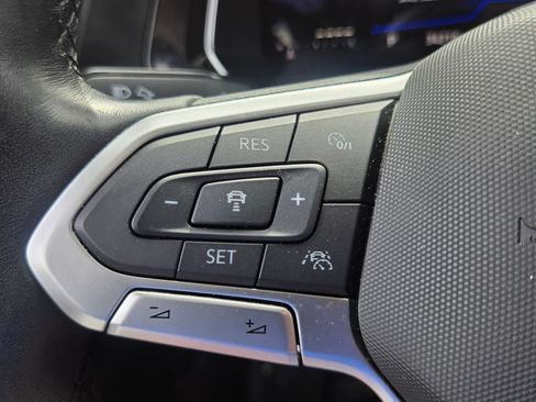 Used 2023 Volkswagen Jetta SE FWD image 25