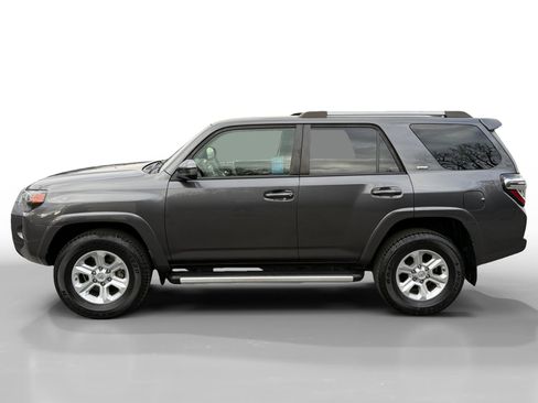 Used 2023 Toyota 4Runner SR5 image 2